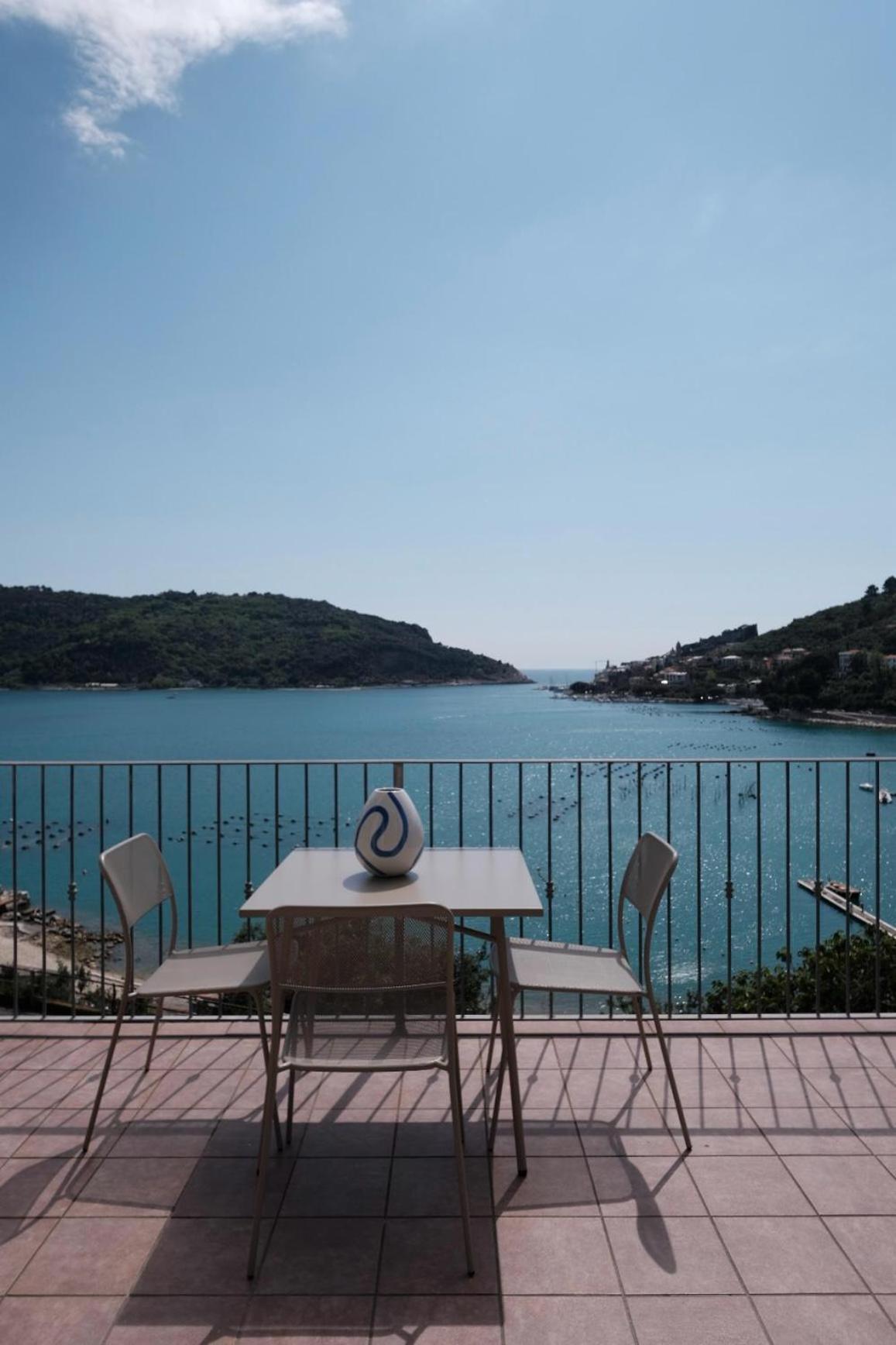 Residence I Gabbiani Porto Venere Exterior photo